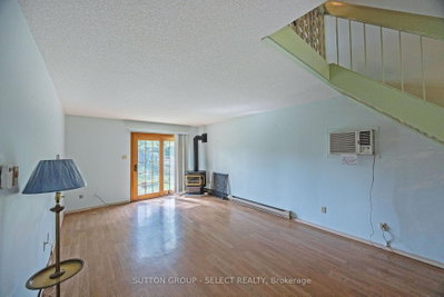 31 Yew Tree Gardens • London North, ON photo 8