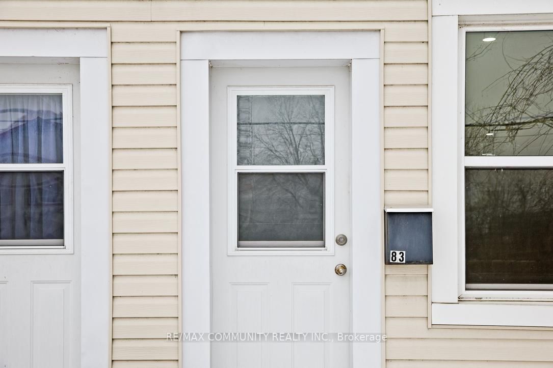 83 Moira St, Belleville, view 2