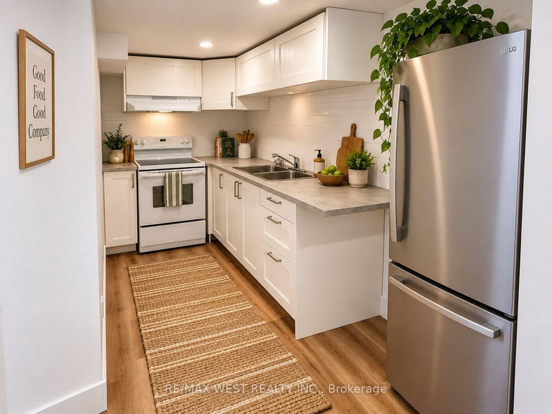 Lower Level - 533 Courtland Avenue E