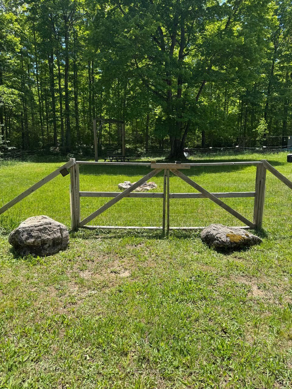 580223 SIDEROAD 60 • Chatsworth, ON photo 5