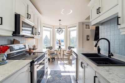 10 Bay Street E • #301 • Blue Mountains, ON photo 8