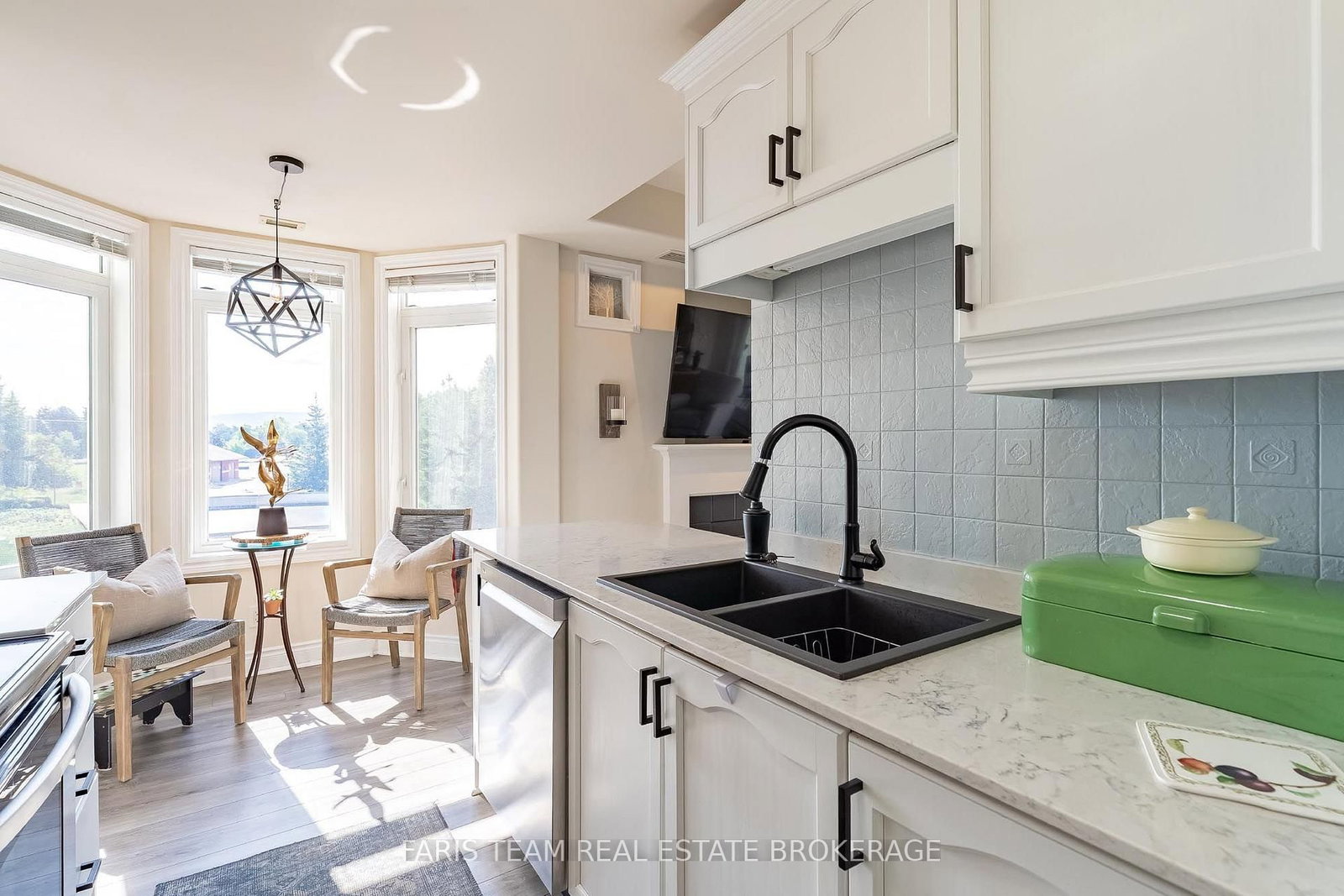 10 Bay Street E • #301 • Blue Mountains, ON photo 9