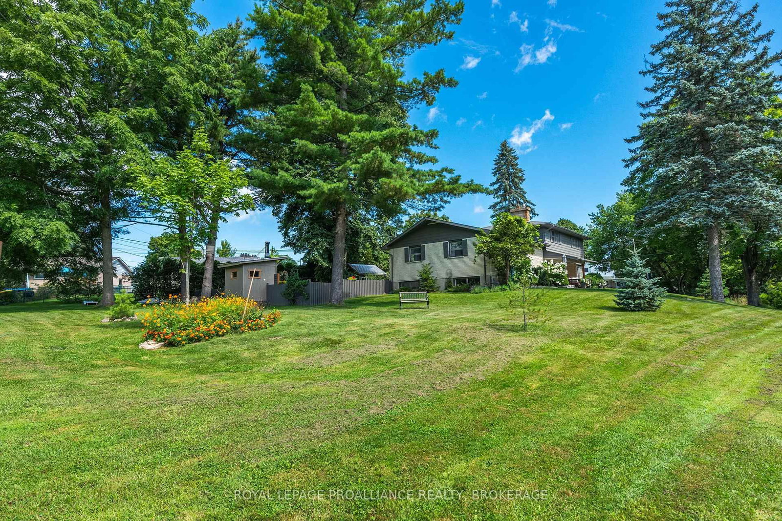 330 Elmwood Drive • Gananoque, ON photo 47