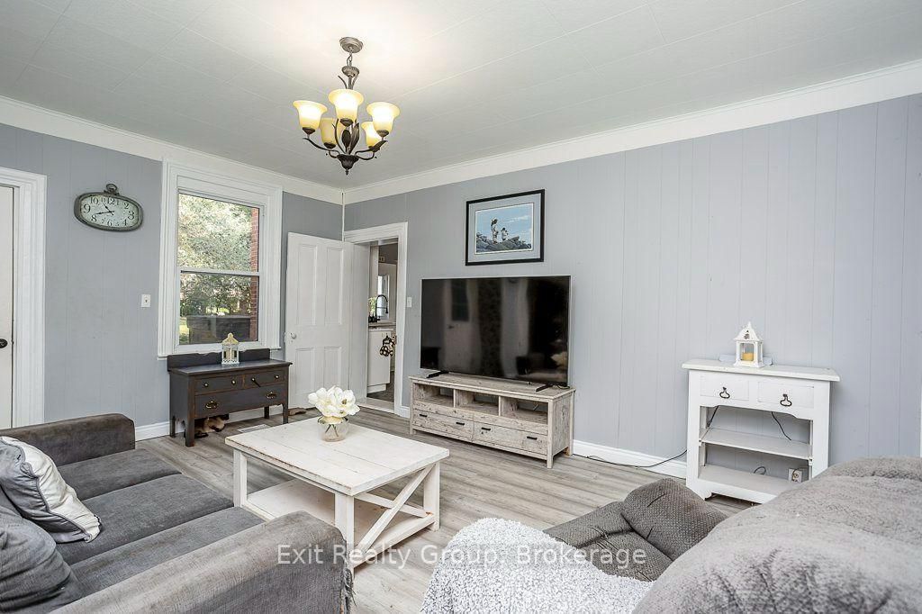 179 Edward Street • Stirling, ON photo 8
