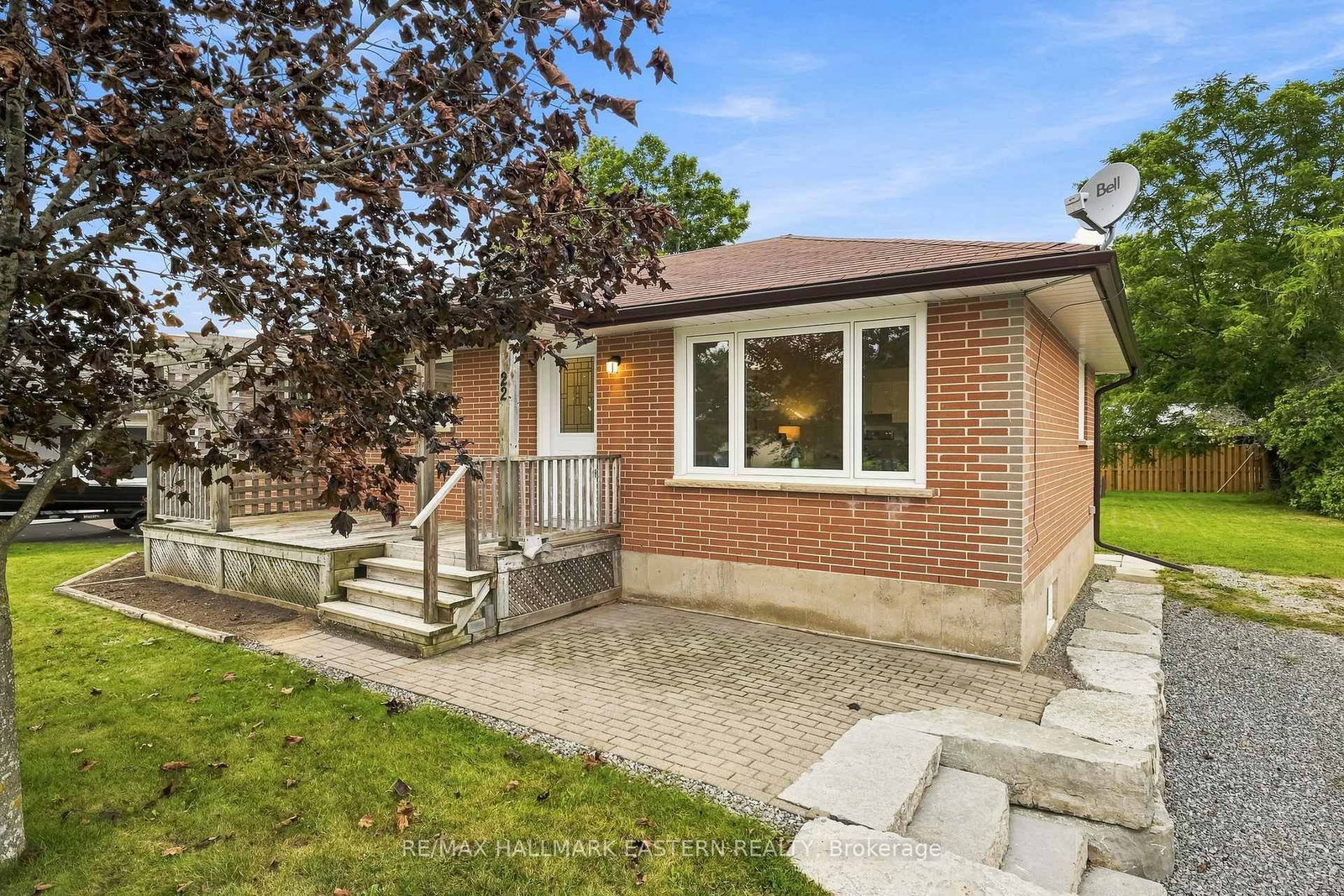 22 Kingdon Avenue • Selwyn, ON photo 1