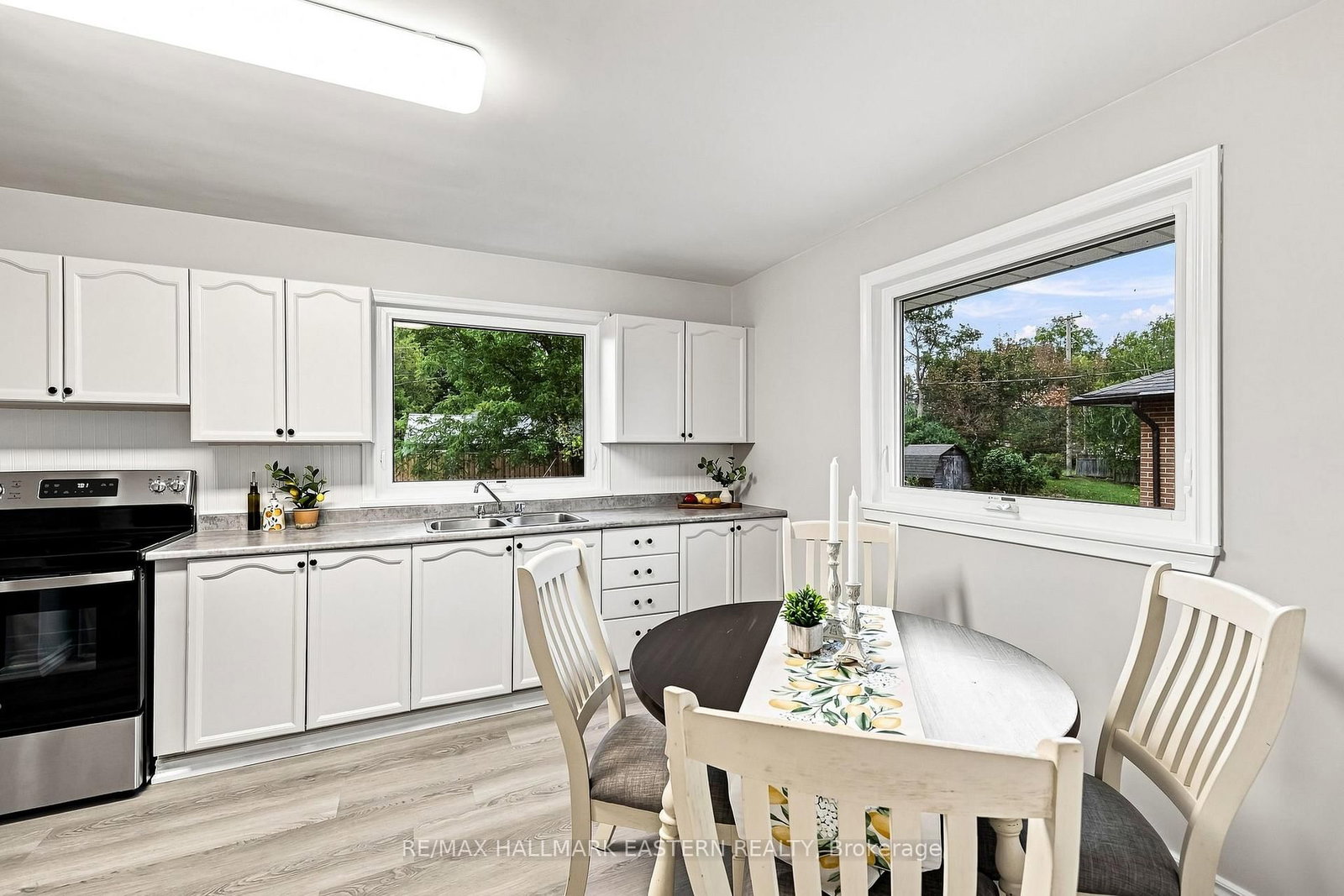 22 Kingdon Avenue • Selwyn, ON photo 13