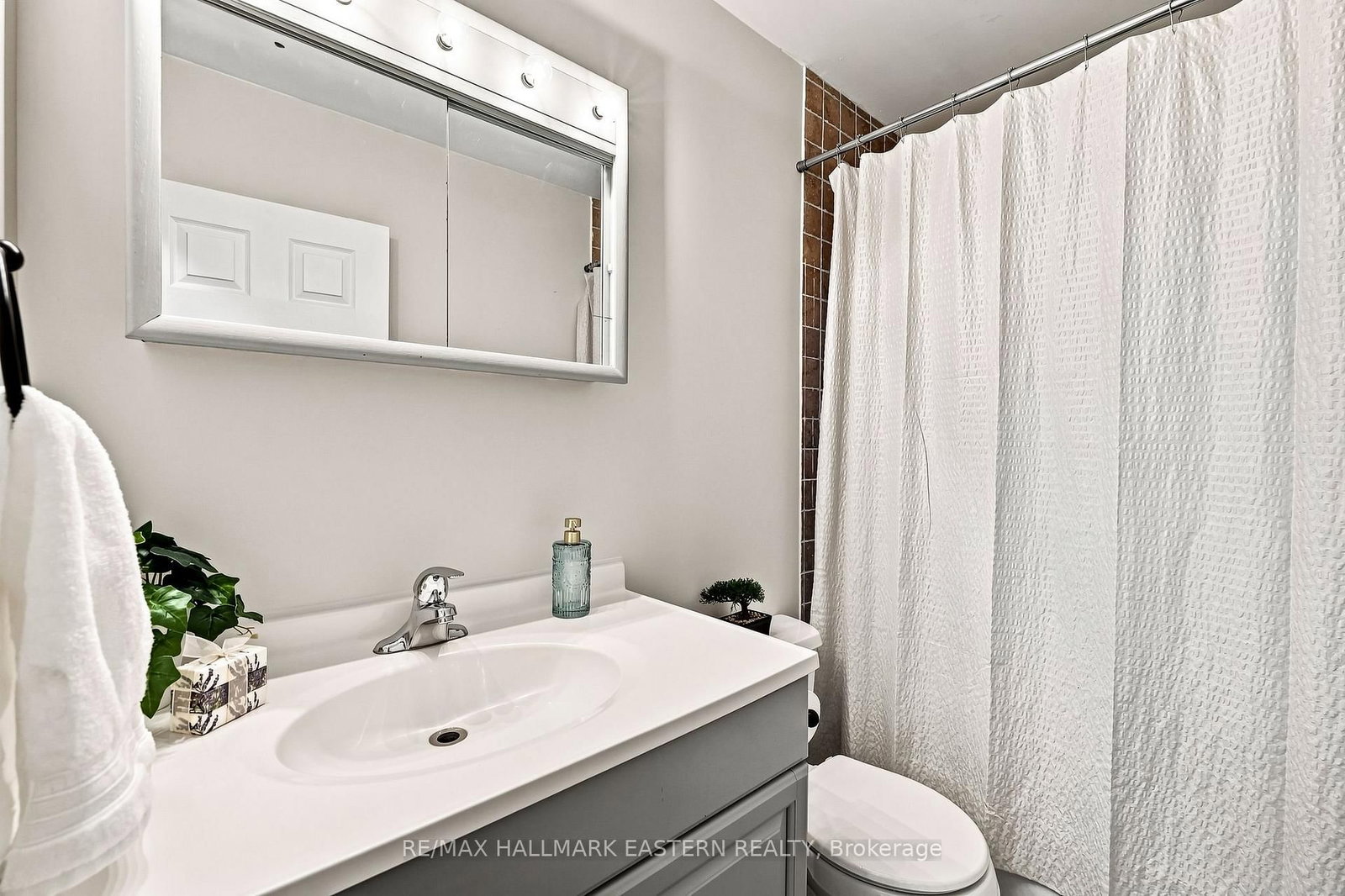 22 Kingdon Avenue • Selwyn, ON photo 18