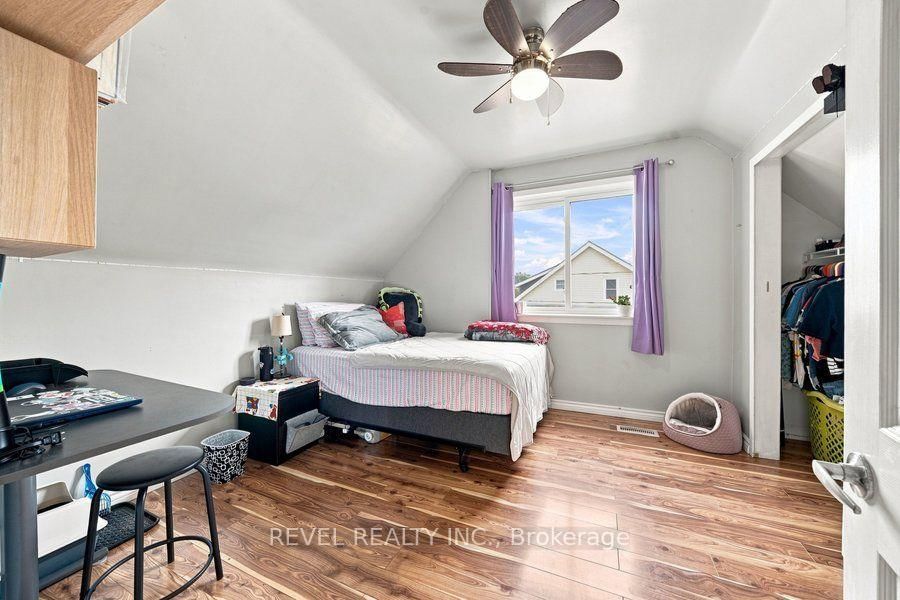 59 Lyons Avenue • Brantford, ON photo 24