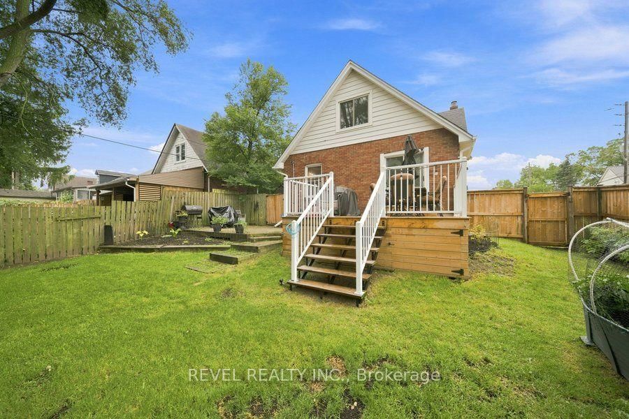 59 Lyons Avenue • Brantford, ON photo 35