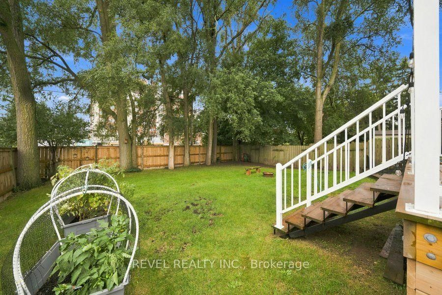 59 Lyons Avenue • Brantford, ON photo 36