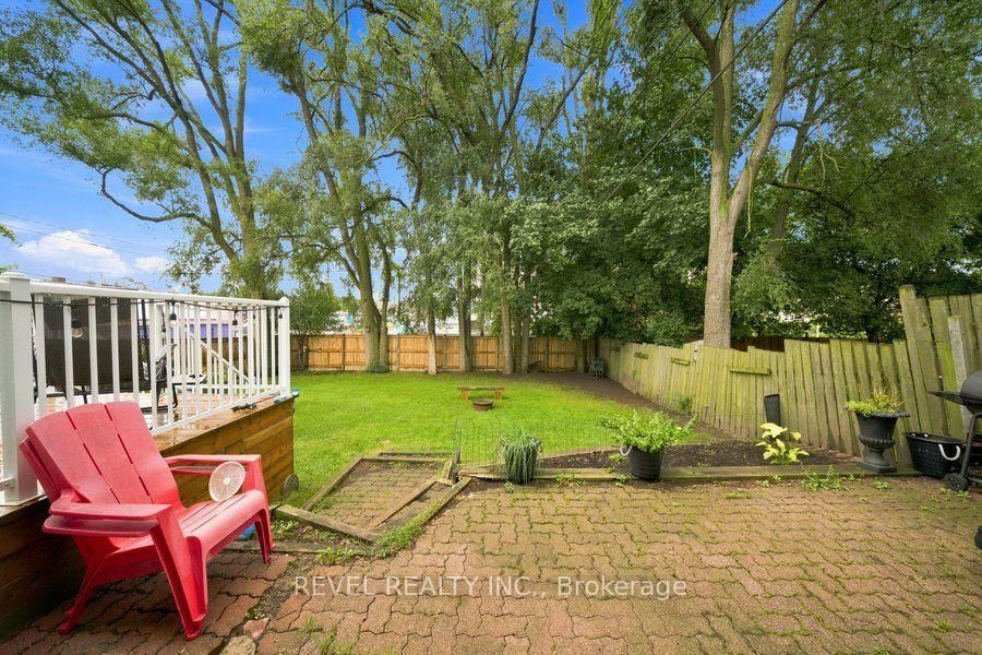 59 Lyons Avenue • Brantford, ON photo 37