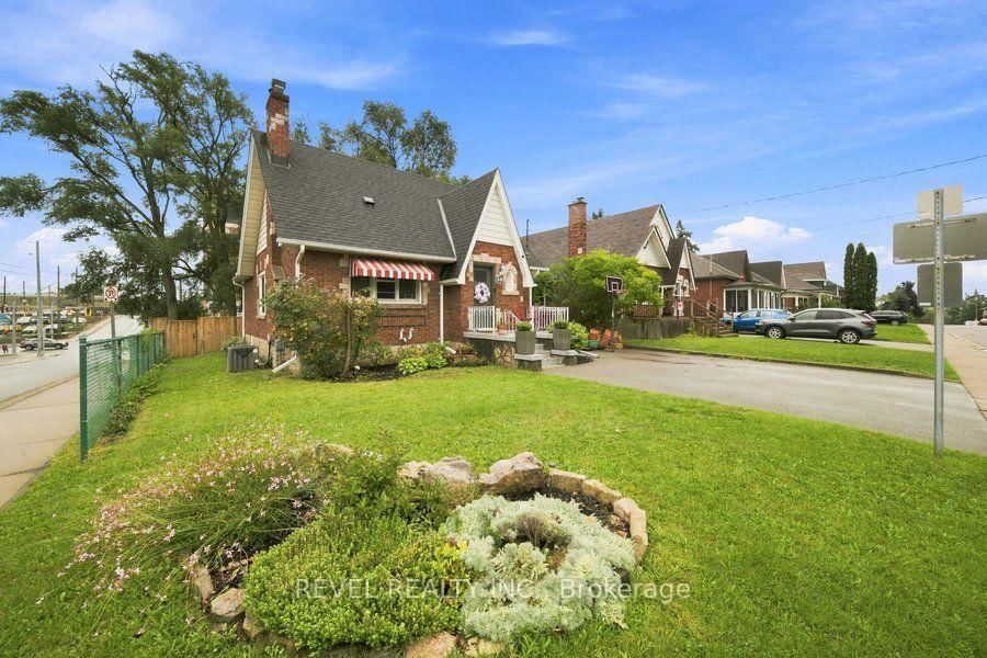 59 Lyons Avenue • Brantford, ON photo 4