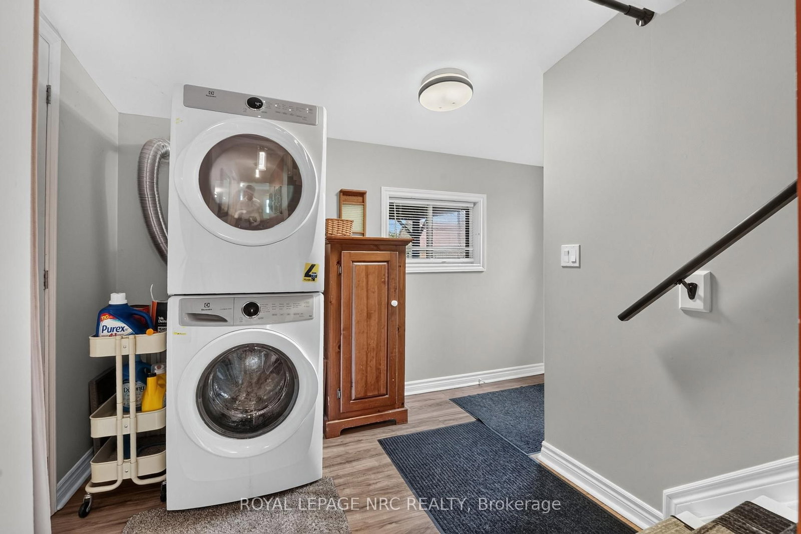 63 OAKWOOD Street • Port Colborne, ON photo 15