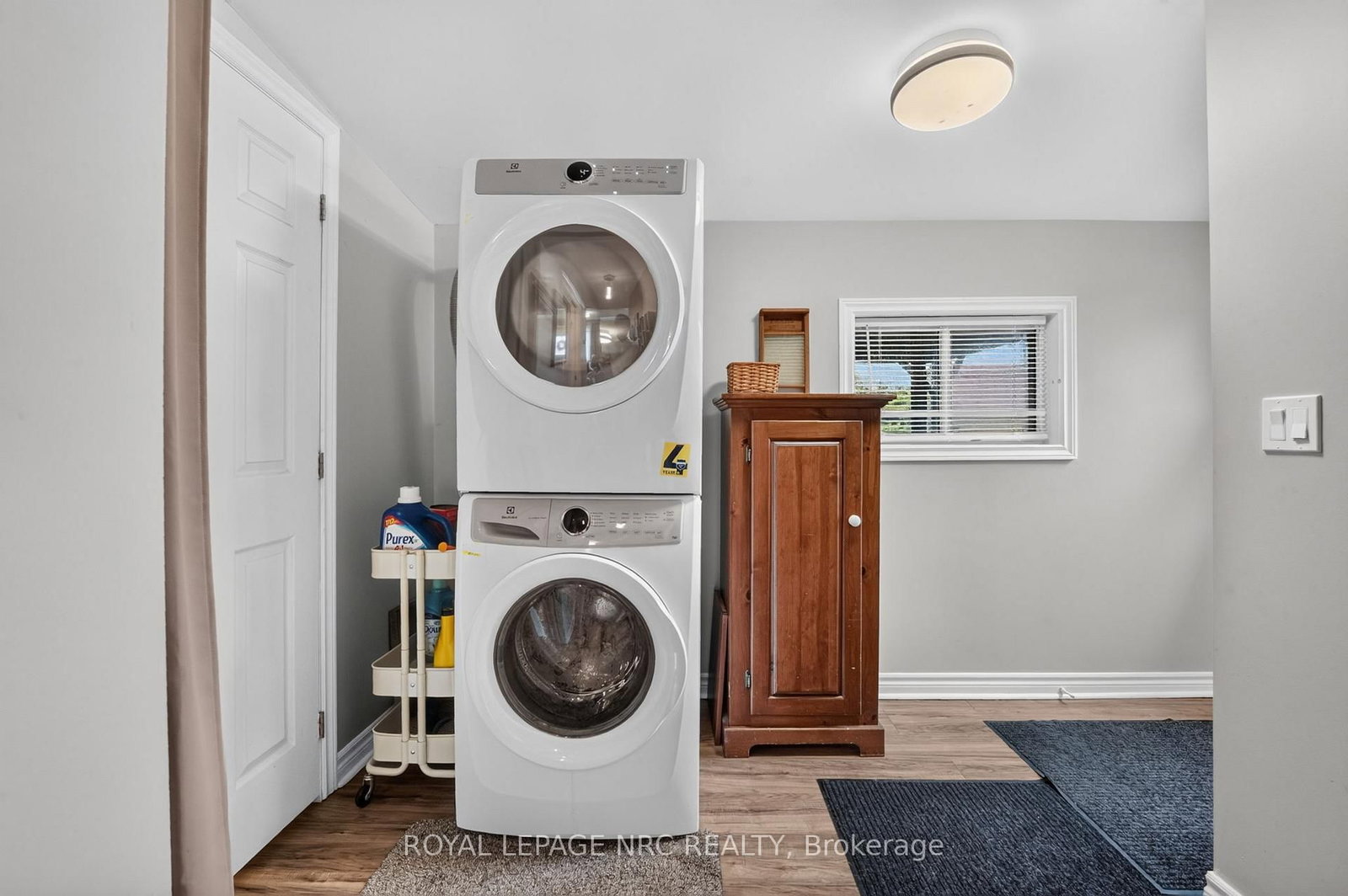 63 OAKWOOD Street • Port Colborne, ON photo 16