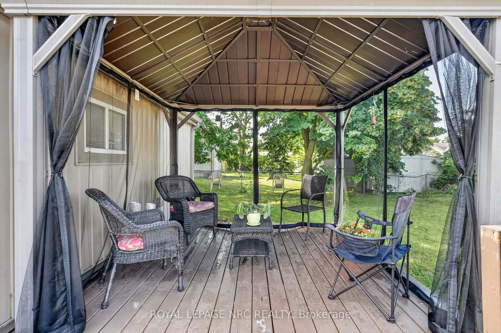 63 OAKWOOD Street • Port Colborne, ON photo 27