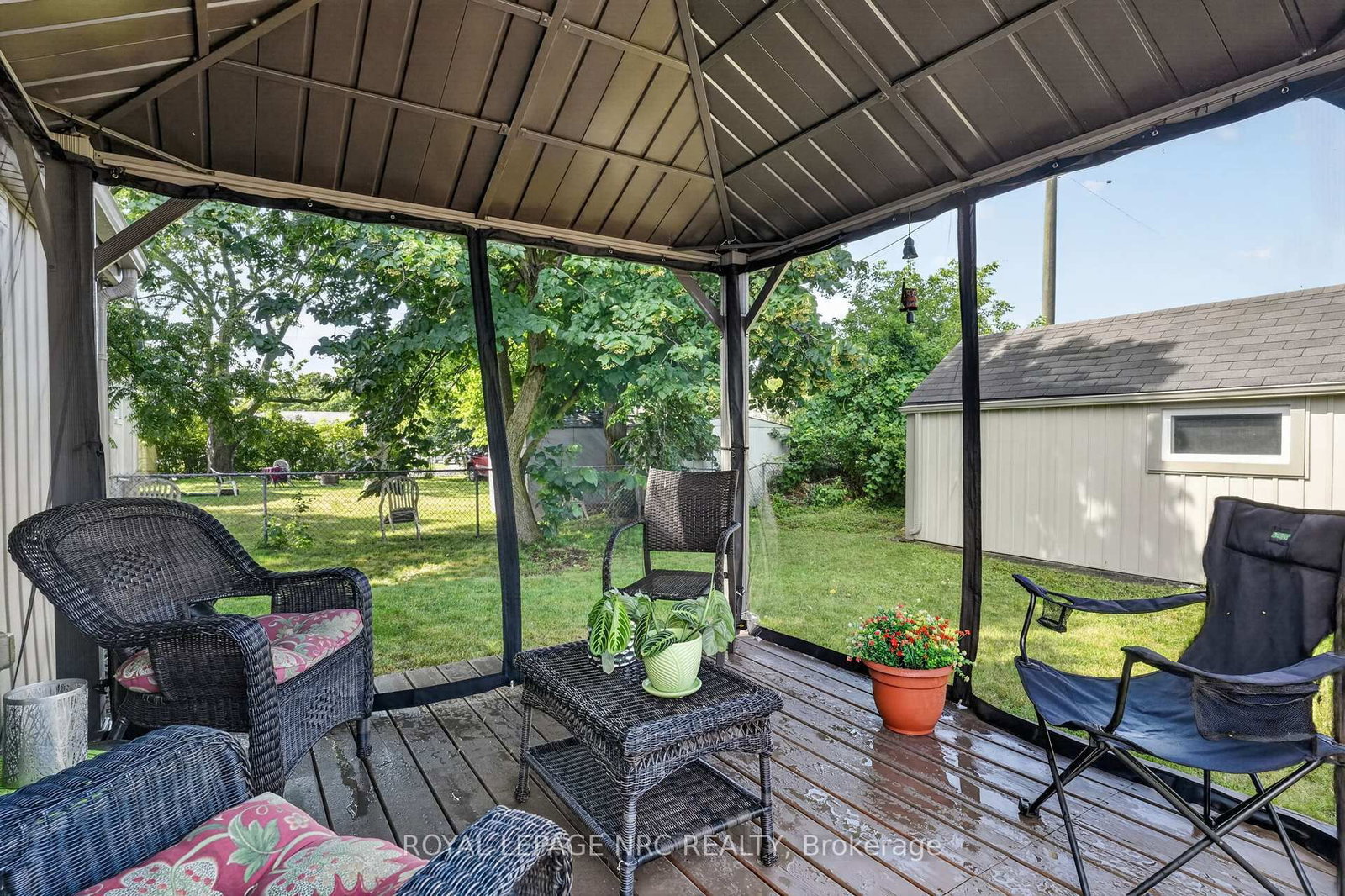 63 OAKWOOD Street • Port Colborne, ON photo 28