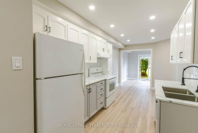 219 Jamieson Street • Almonte, ON photo 5