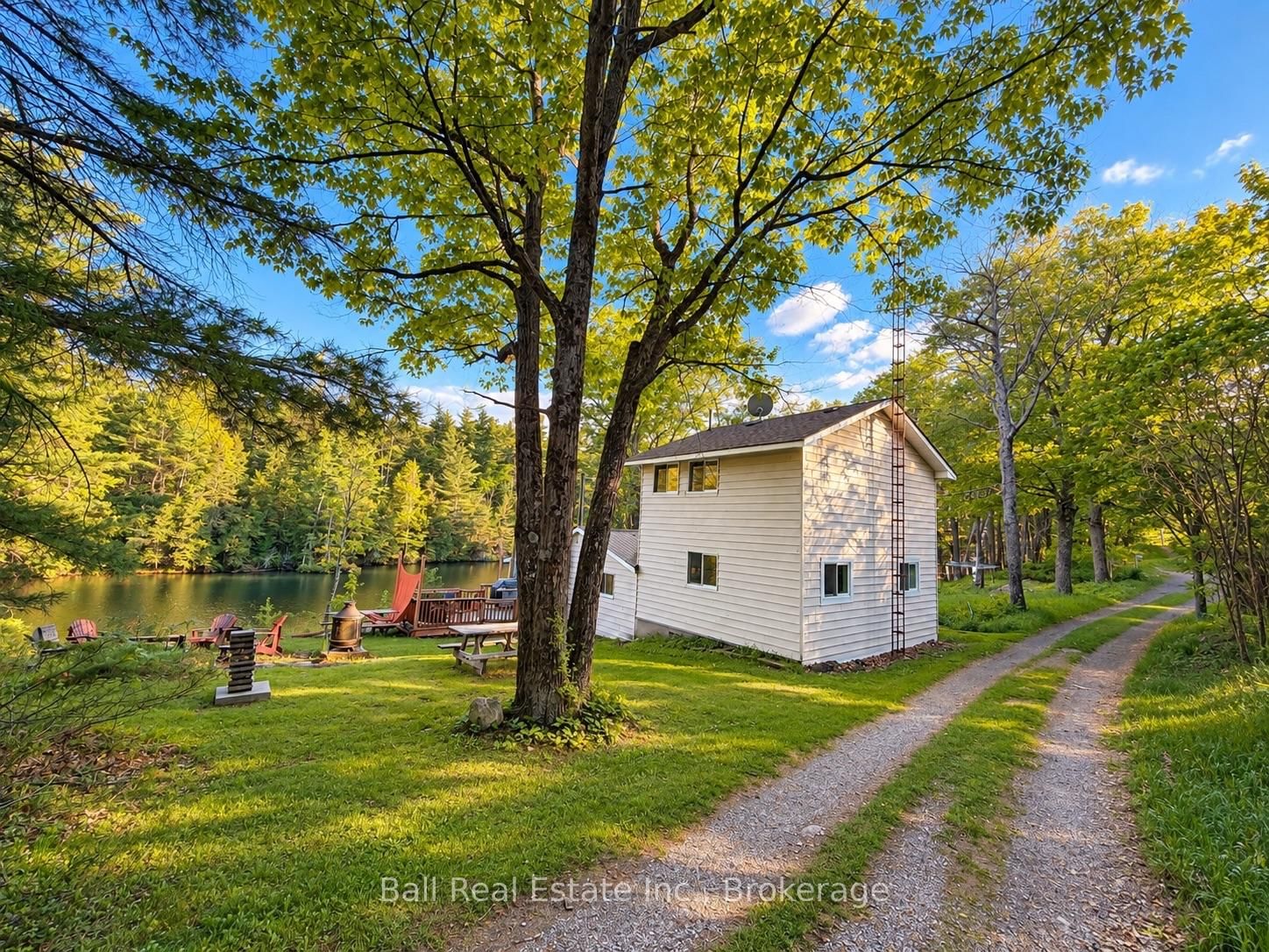 1089 Cedar Crest Lane • Clarendon Station, ON photo 1