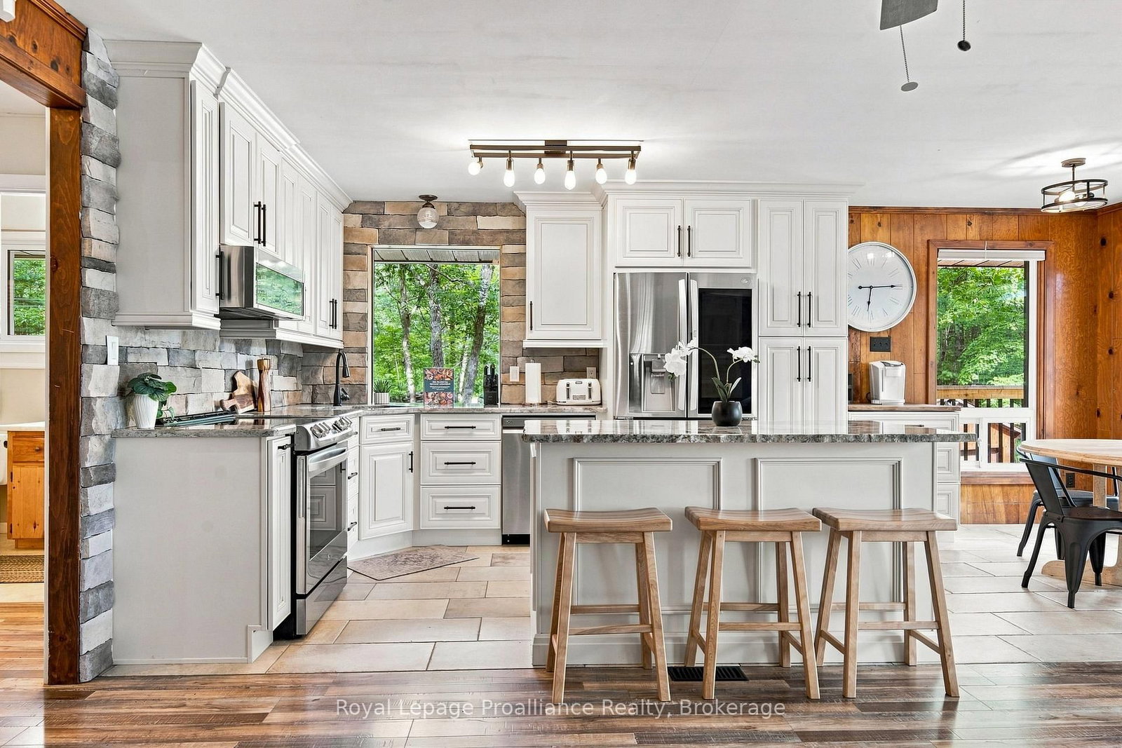 857 West Kosh Road • Havelock-Belmont-Methuen, ON photo 32
