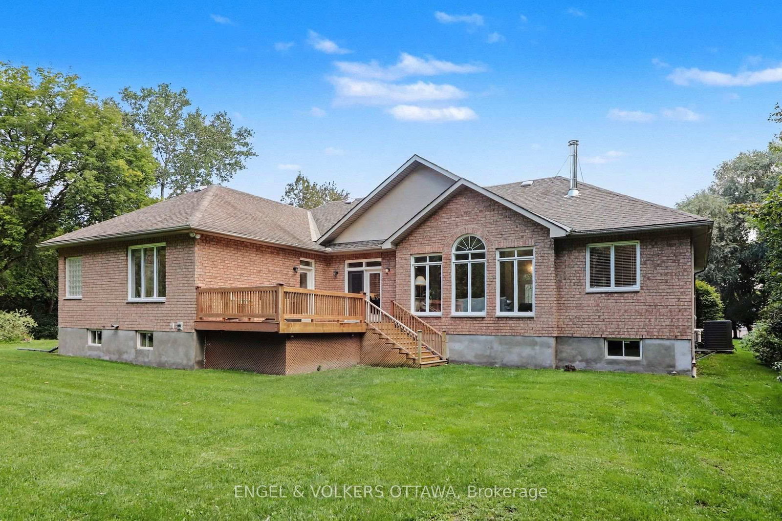 6235 Deermeadow Drive • Ottawa, ON photo 31