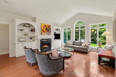 6235 Deermeadow Drive • Ottawa, ON photo 8