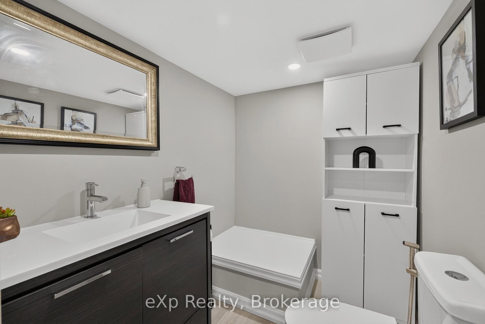 975 Strasburg Road • #4 • Kitchener, ON photo 31