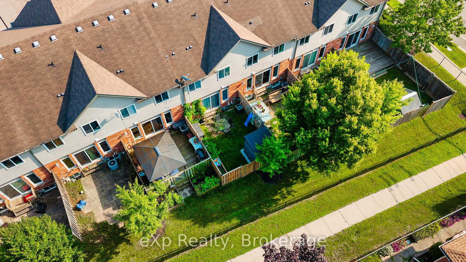 975 Strasburg Road • #4 • Kitchener, ON photo 32