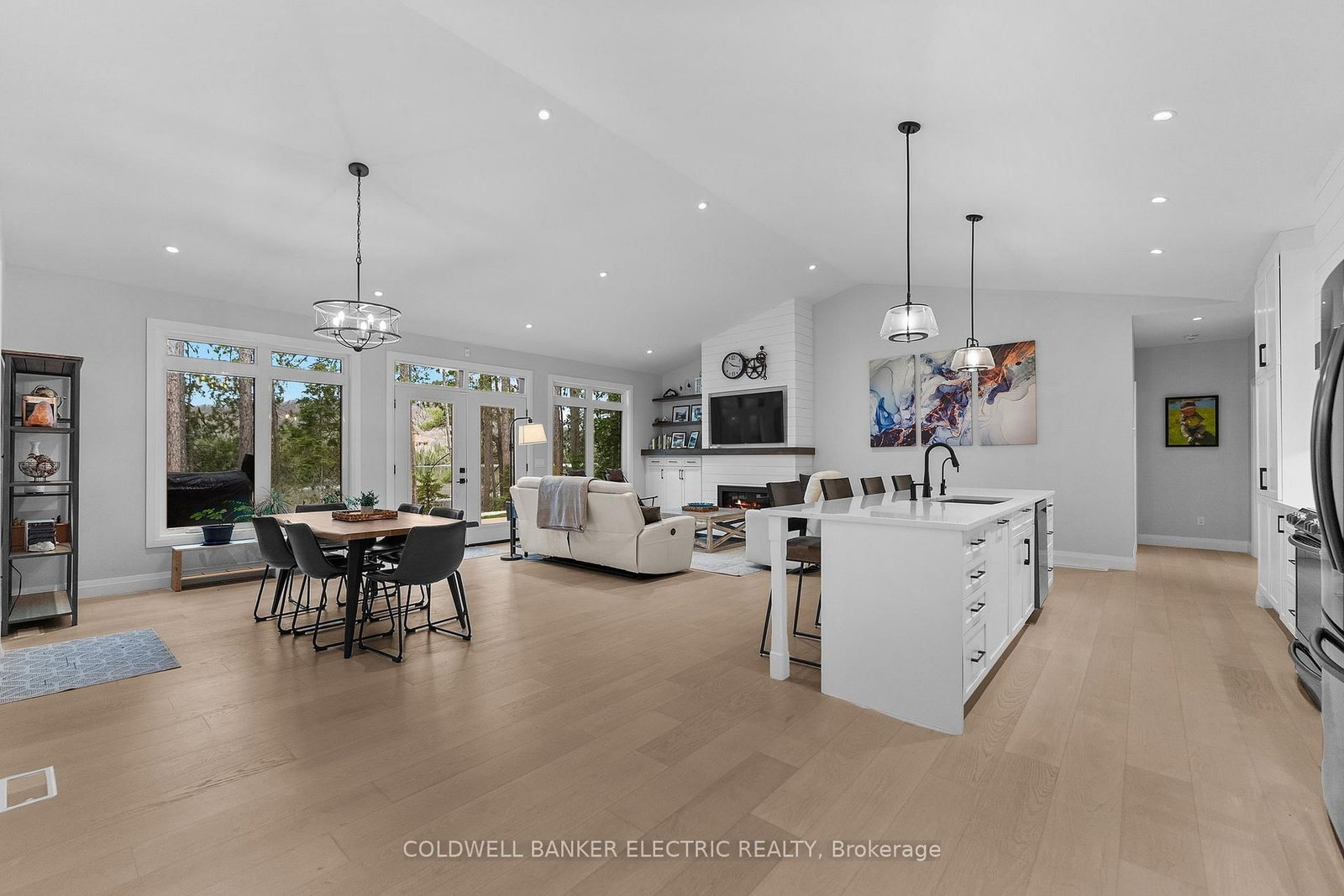17 Ida Ho Lane • Bancroft, ON photo 12