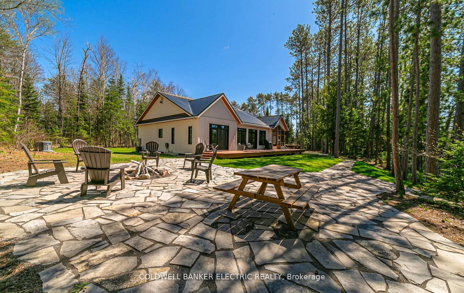 17 Ida Ho Lane • Bancroft, ON photo 38