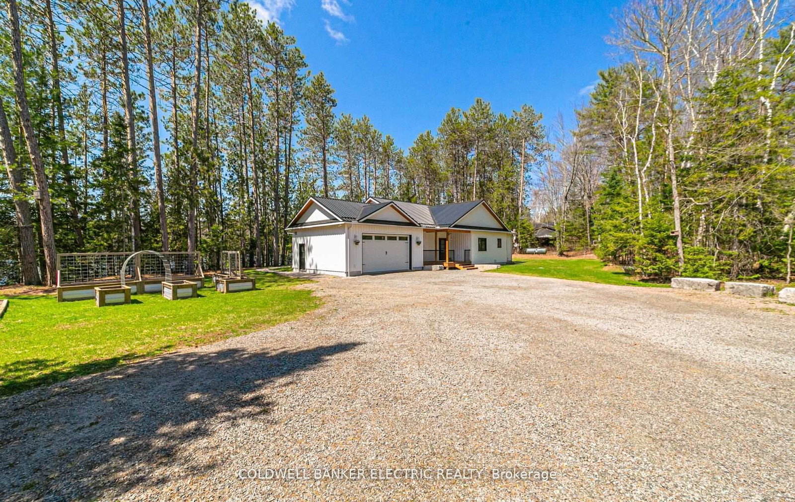 17 Ida Ho Lane • Bancroft, ON photo 42