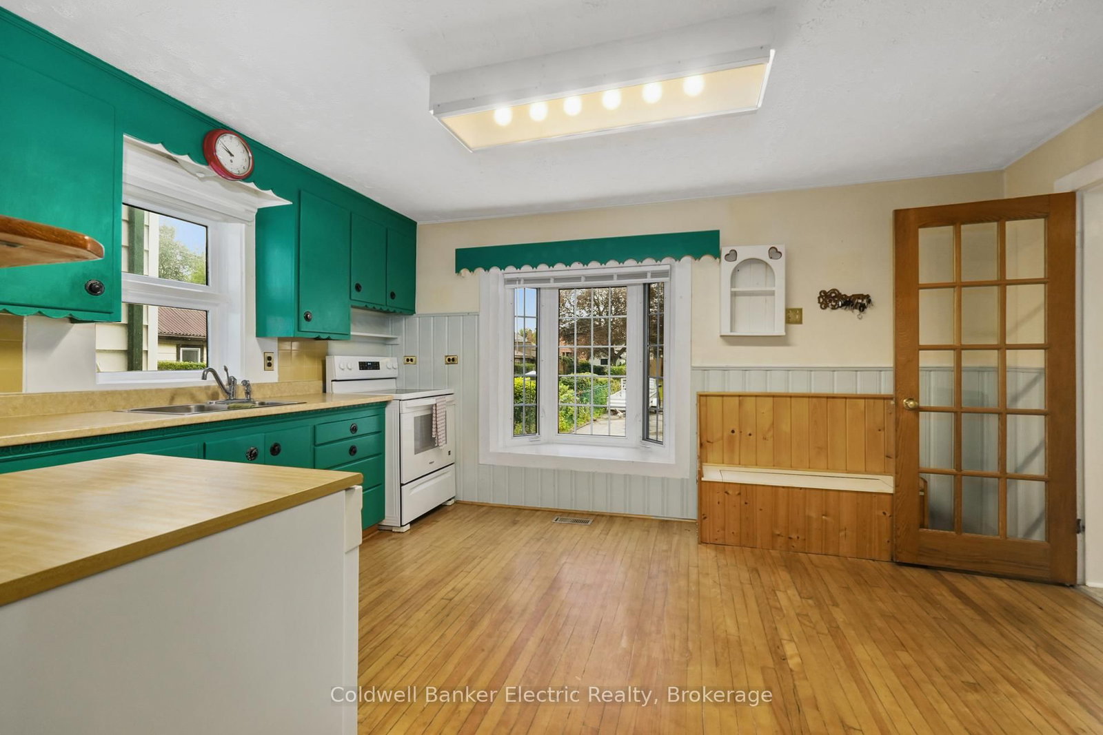 553 Chamberlain Street • Peterborough, ON photo 12