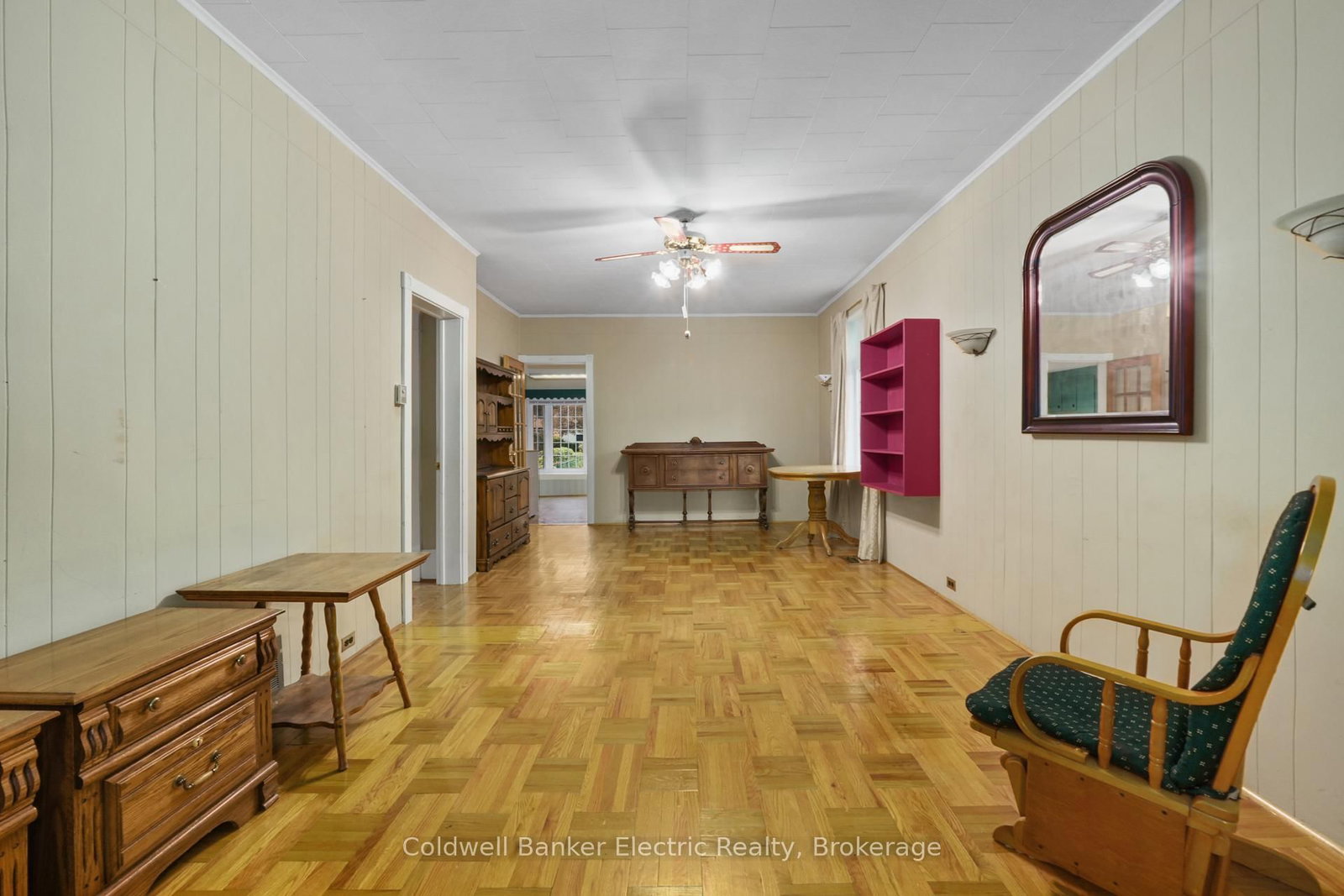 553 Chamberlain Street • Peterborough, ON photo 8