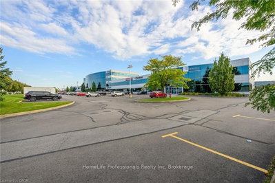 Office for lease at 424-1100 South Service Road, Hamilton, Ontario, L8E 0C5 - Stoney Creek Industrial - MLS: X13764978