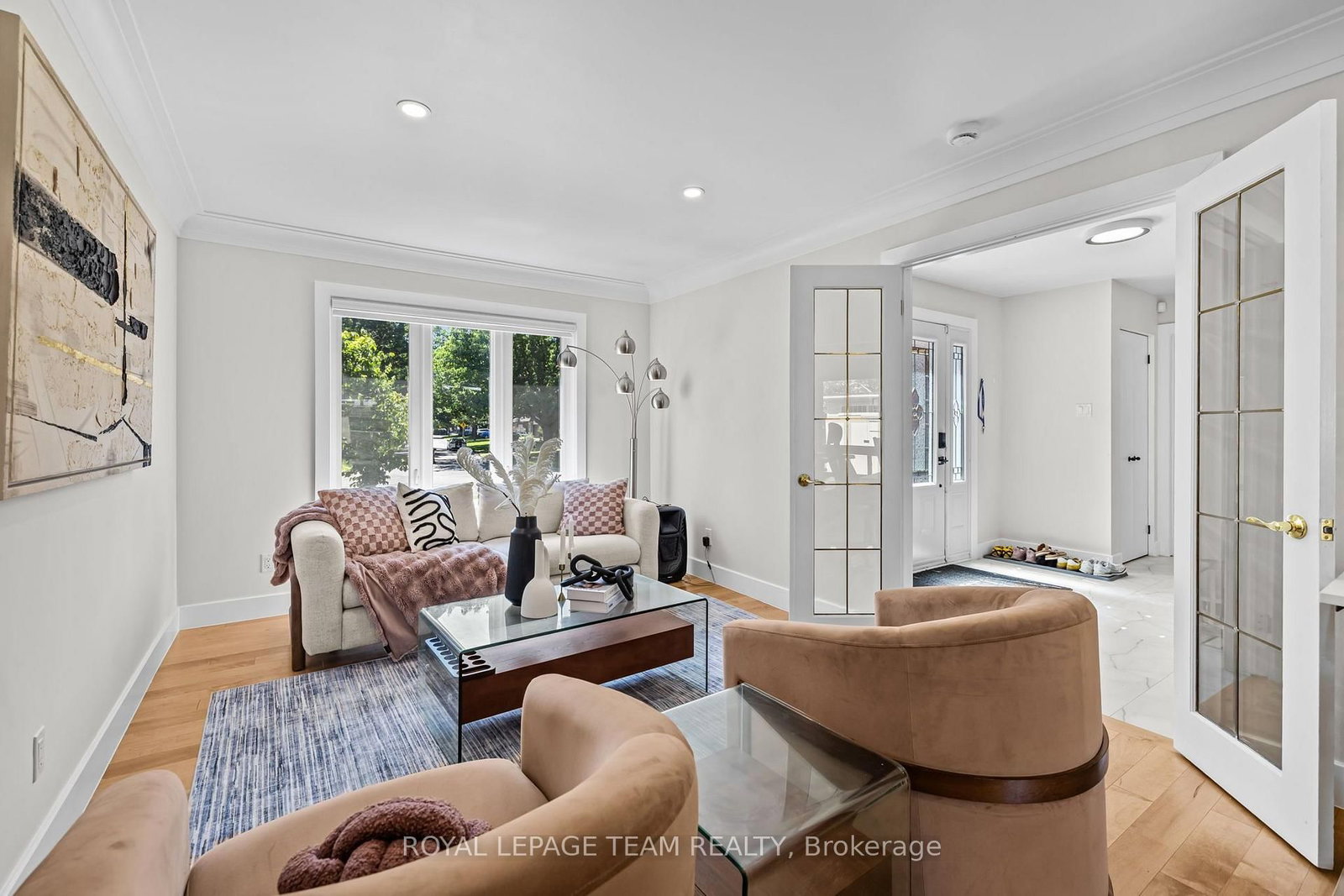 1288 Plante Drive • Ottawa, ON photo 3