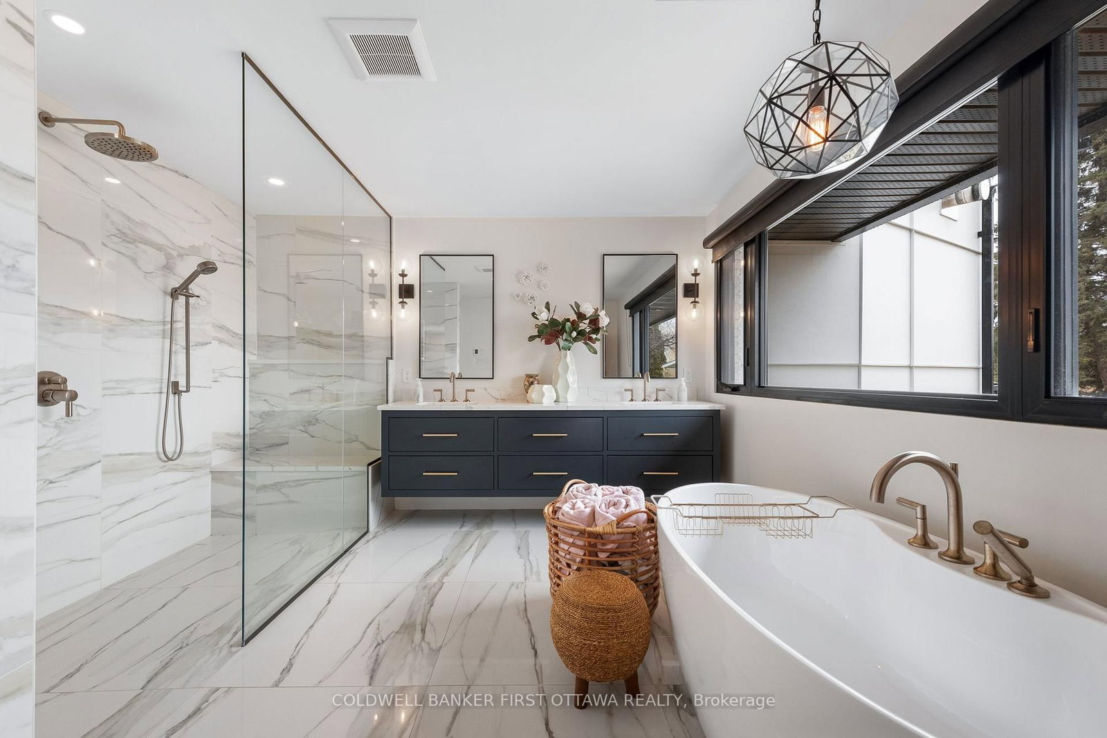 1060 River Road E • Ottawa, ON photo 23
