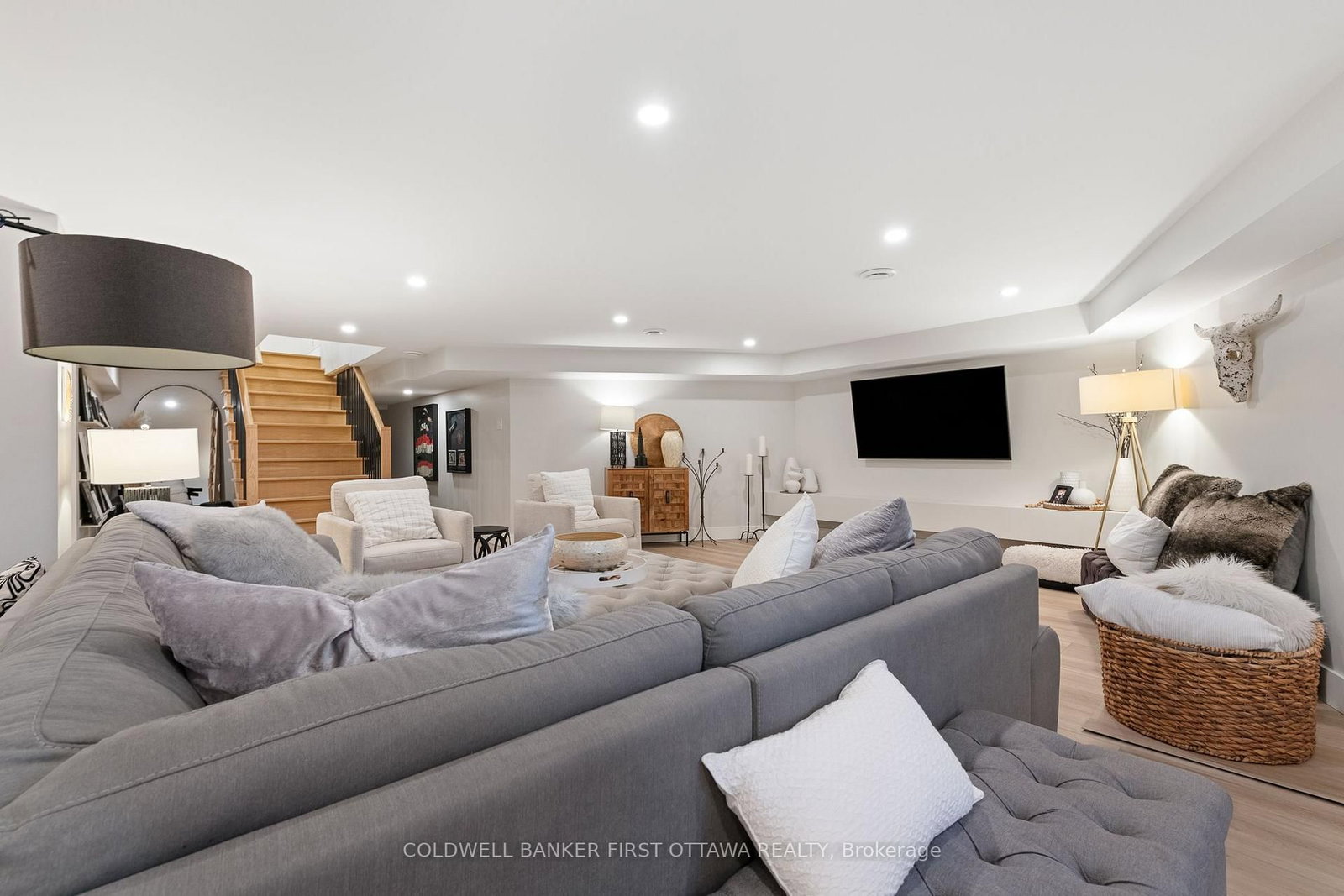 1060 River Road E • Ottawa, ON photo 32