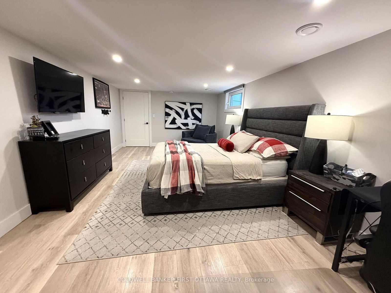 1060 River Road E • Ottawa, ON photo 37