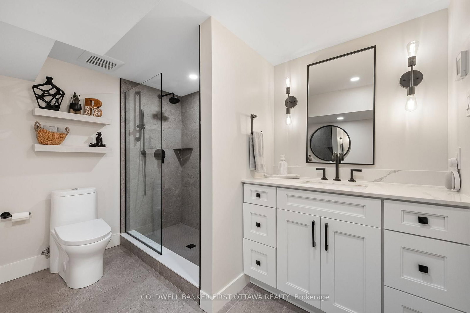 1060 River Road E • Ottawa, ON photo 39