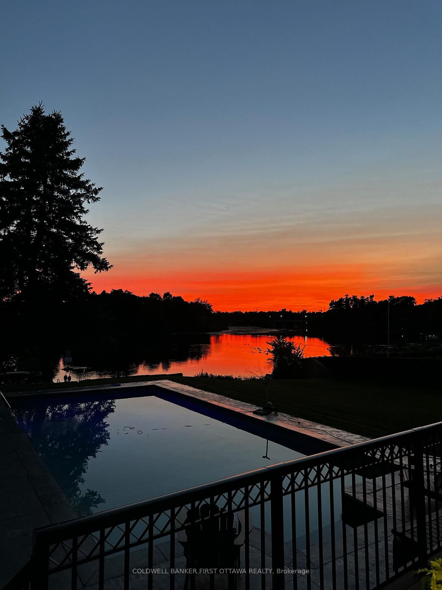 1060 River Road E • Ottawa, ON photo 41