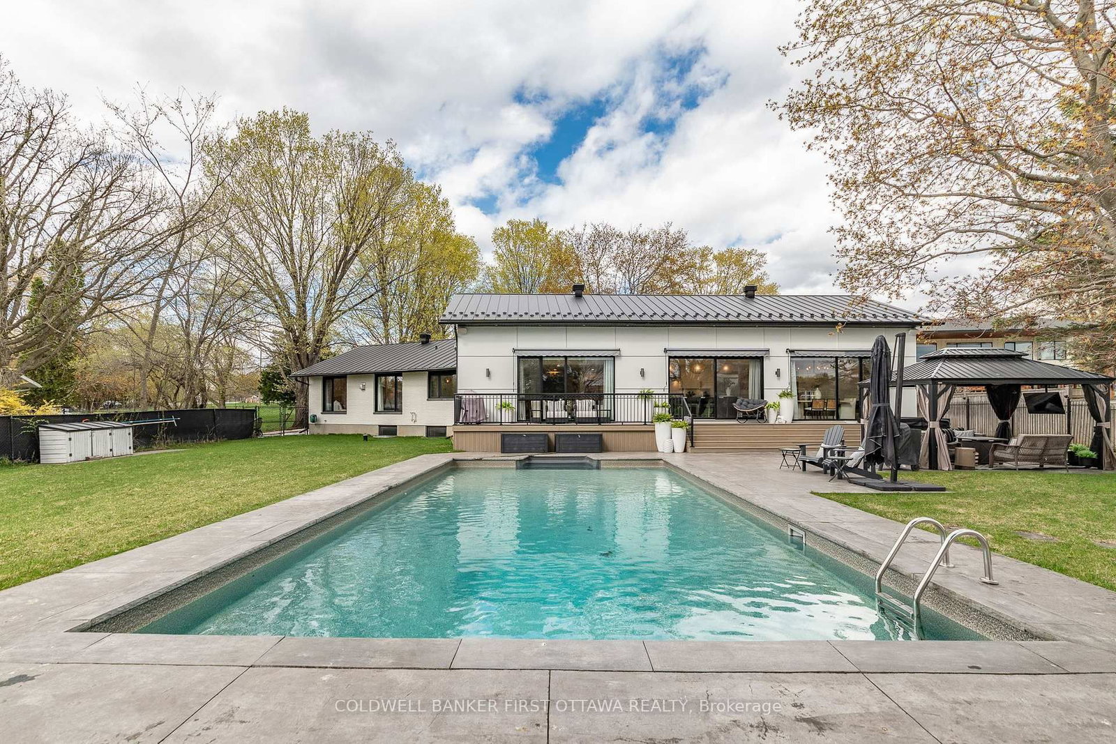 1060 River Road E • Ottawa, ON photo 43