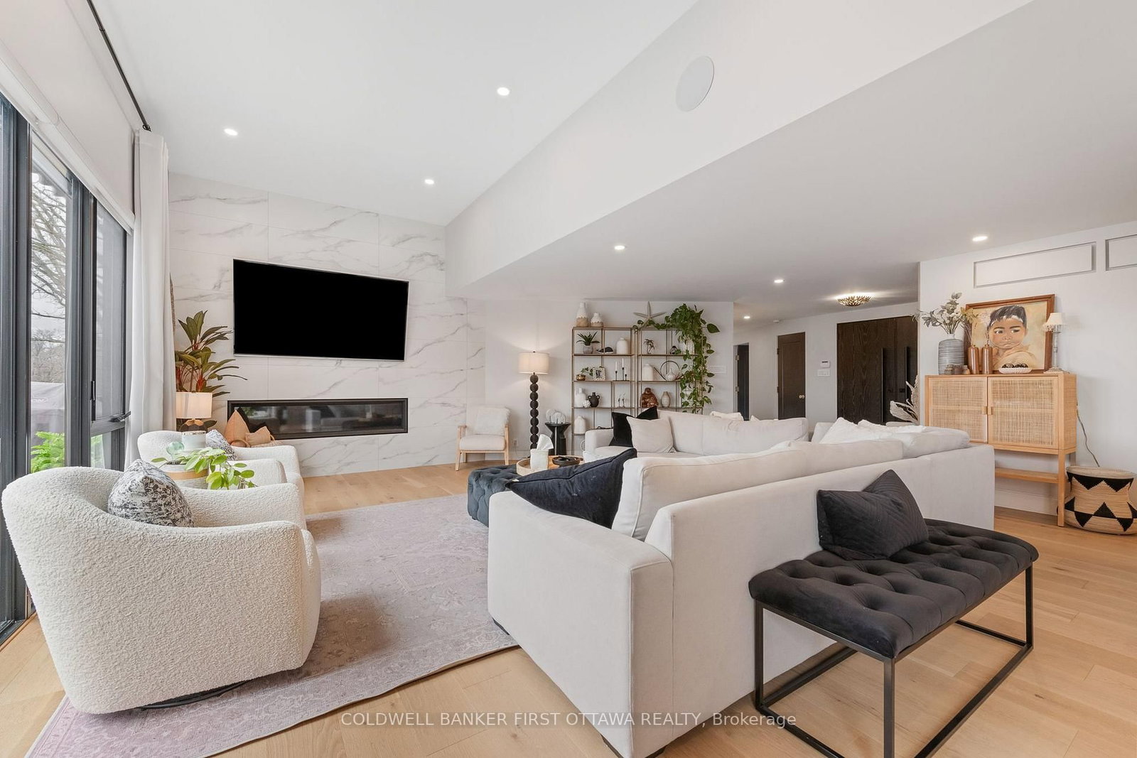 1060 River Road E • Ottawa, ON photo 9