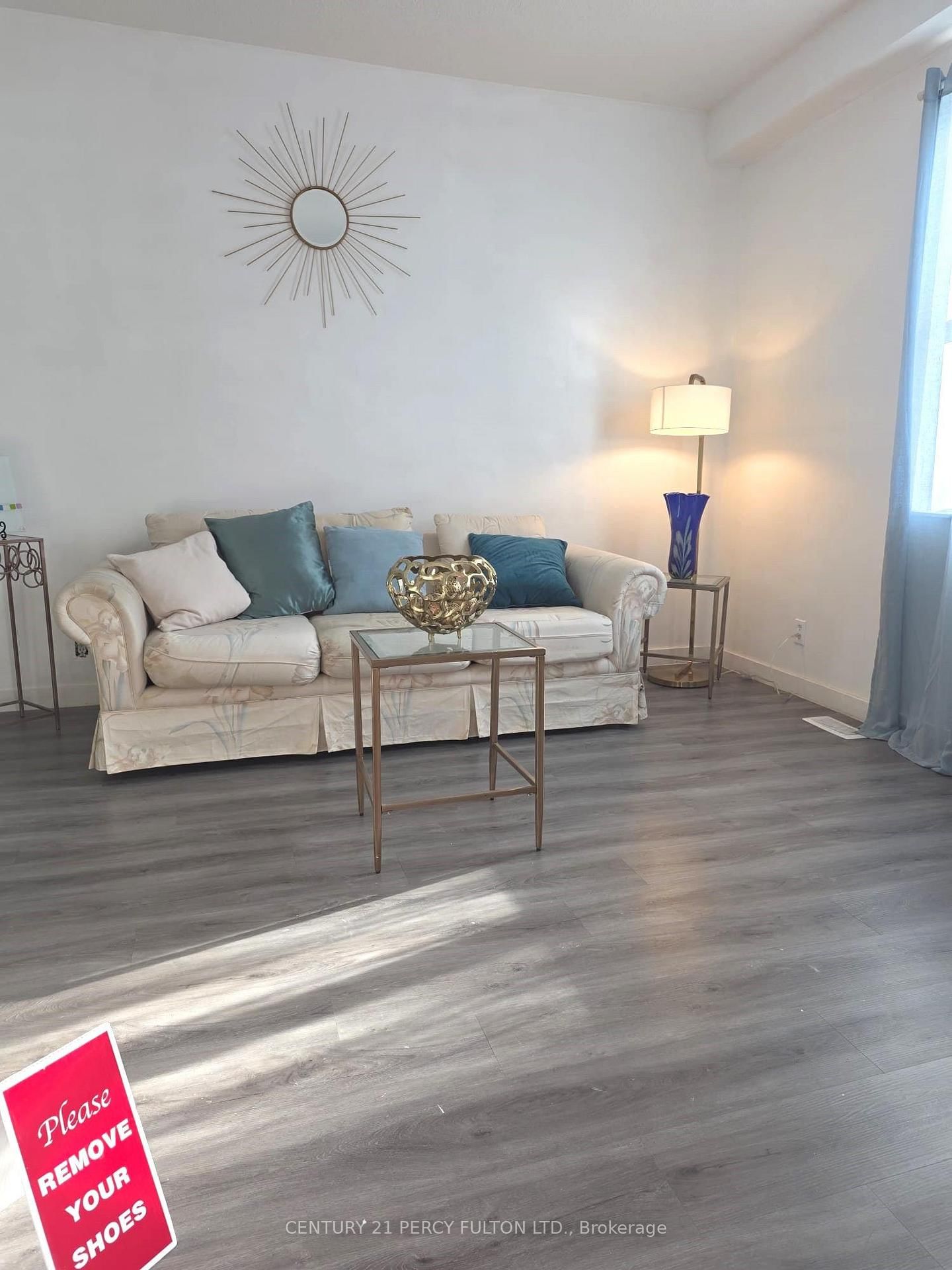 130 Stirton Street • Hamilton, ON photo 3