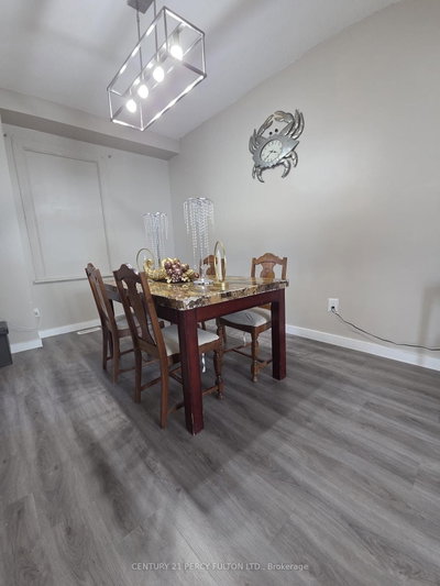130 Stirton Street • Hamilton, ON photo 5
