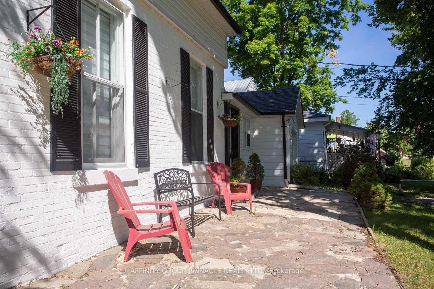 17 Dodd Street • Kawartha Lakes, ON photo 9