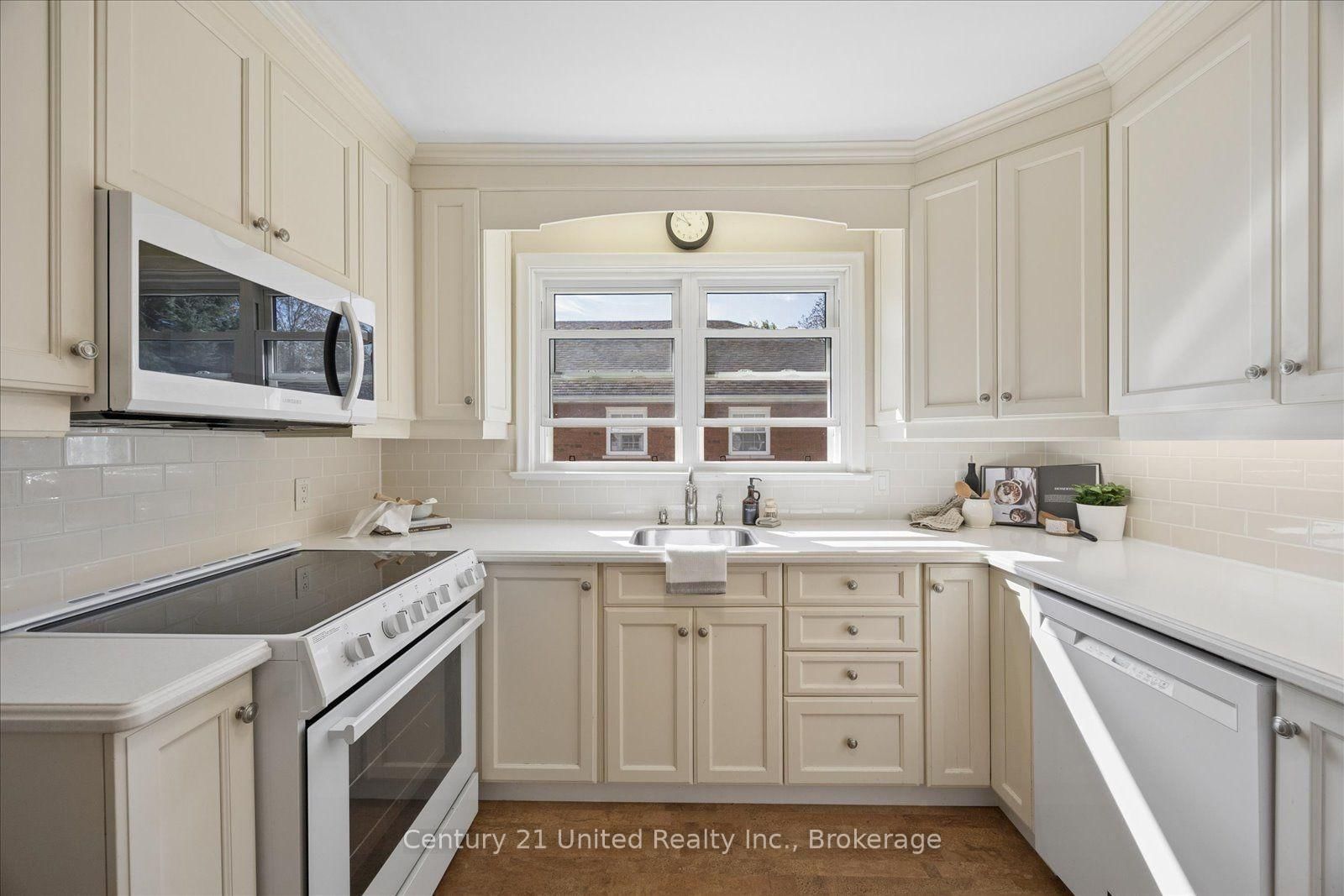 797 Valleyview Drive • Peterborough, ON photo 14