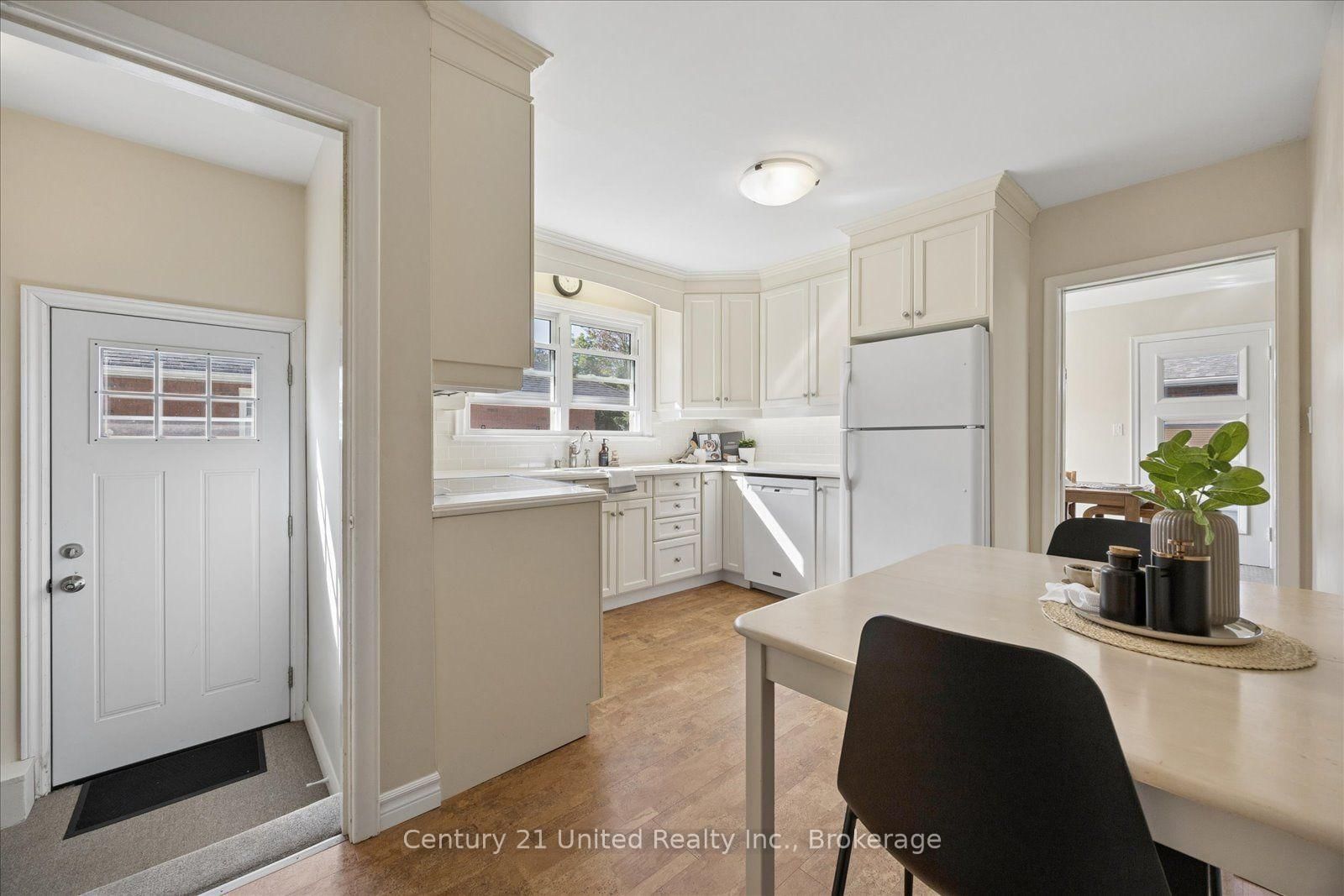 797 Valleyview Drive • Peterborough, ON photo 18