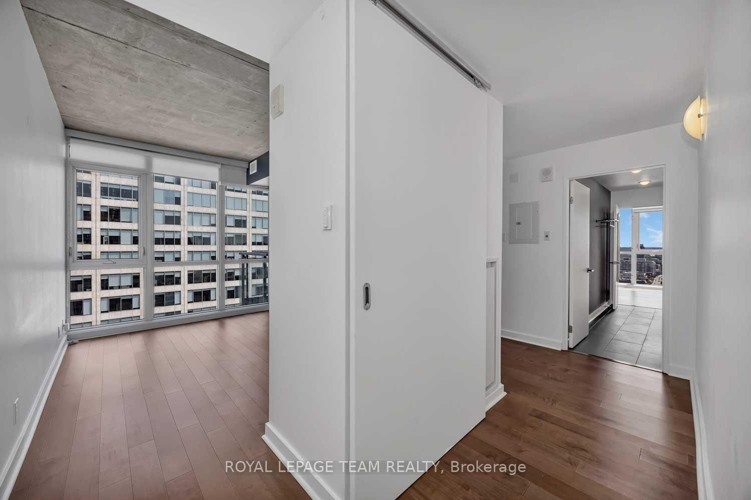324 Laurier Avenue W • #2010 • Ottawa, ON photo 14