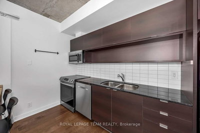 324 Laurier Avenue W • #2010 • Ottawa, ON photo 6