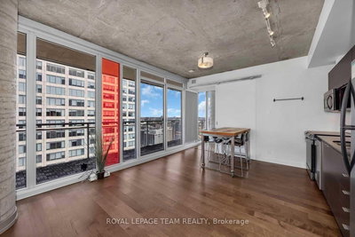 324 Laurier Avenue W • #2010 • Ottawa, ON photo 8