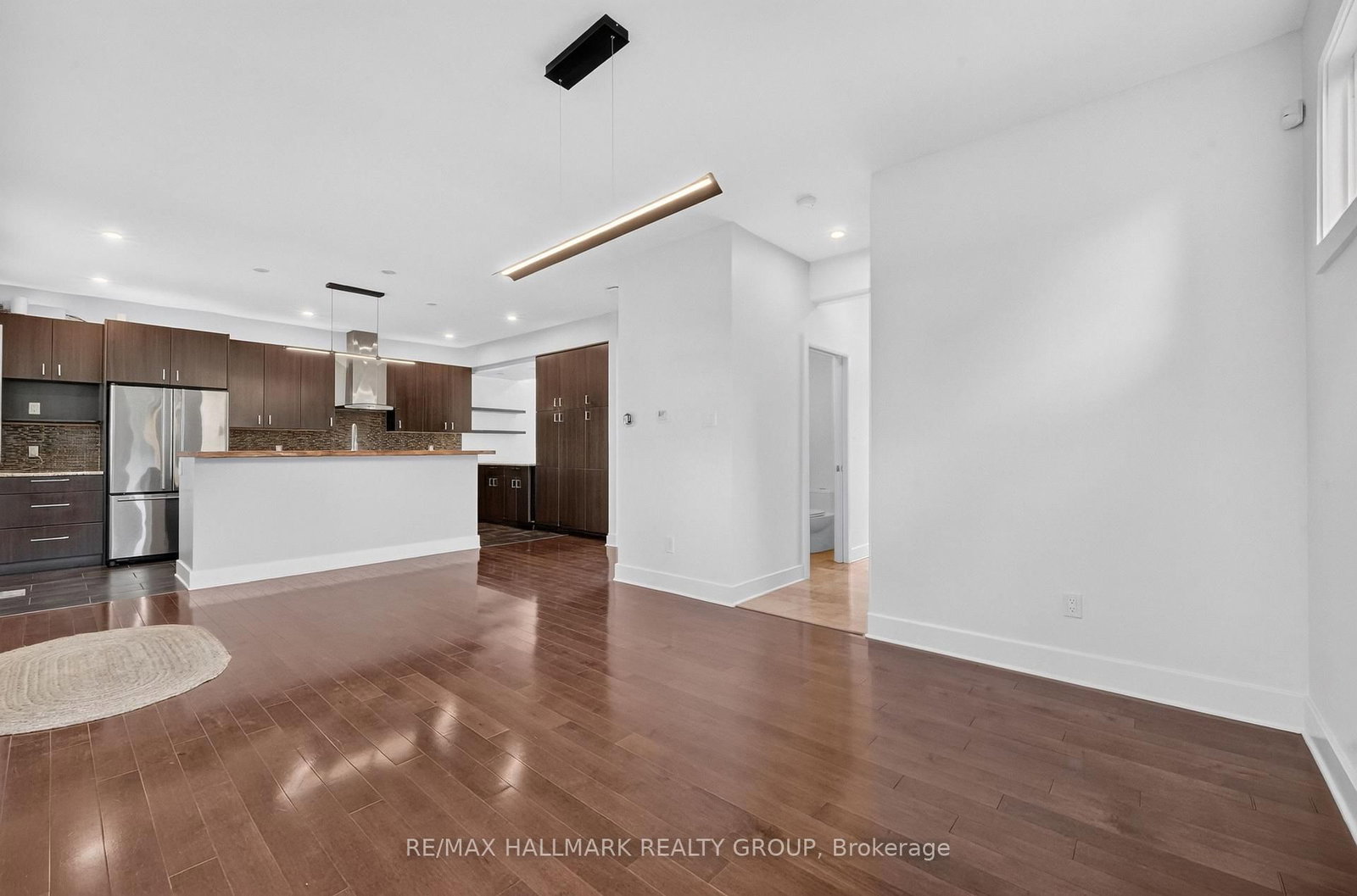 1559 Queensdale Avenue • Ottawa, ON photo 22